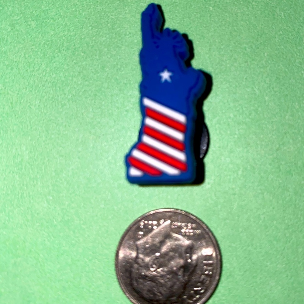 (10 for $15) USA Statue of Liberty N.Y Crocs Shoe Charms